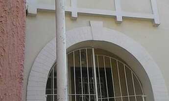 Imagem 4: ÓTIMA LOCALIZAÇÃO - PRECISA DE REFORMA