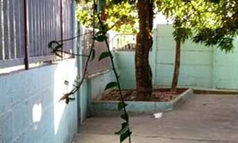 Imagem 2: Casa para venda com 70 metros quadrados com 4 quartos