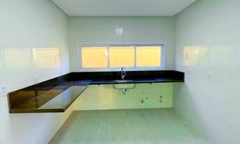 Imagem 7: Casa de condomínio sobrado para venda possui 211 metros quadrados com 4 quartos