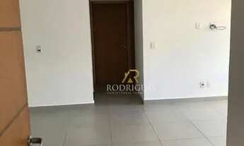 Imagem 4: O apartamento tem uma área útil de 95 metros, 2 dormitórios, sendo 1 suíte, sacada na suít