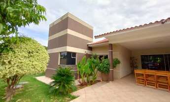 Imagem 3: Casa semimobiliada com 4 quartos sendo um suite - Vila A - Rápido acesso ao PY