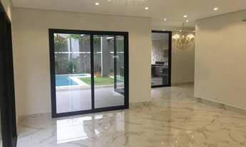 Imagem 3: Casa para aluguel e venda possui 500 m2 com 4 quartos