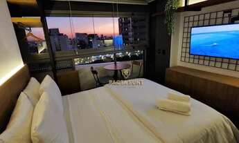 Imagem 5: Studio 100% mobiliado, loft, com os ambientes integrados (quarto, sala, cozinha), 1 banhei