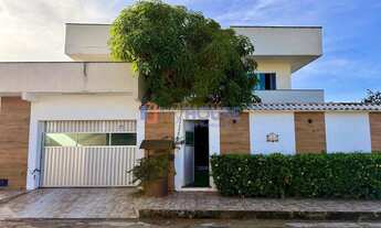 Imagem 3: Casa Alto Padrão com Suíte Master, Varandas, Piscina, Gourmet Completo e Parque Privativo