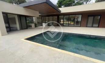 Imagem 2: CASA DE 05 SUITES, COM PISCINA SAUNA E SALA PARA 03 AMBIENTES. codigo: 151574