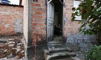 Imagem 8: VENDO OU TROCO Casa com 2 dormitórios