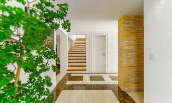 Imagem 3: Casa no Parco Dei Principi, 04 Suítes, 06 Vagas, Piscina Aquecida, Cascatinha, Curitiba