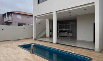 Imagem: Linda casa a venda em Varginha