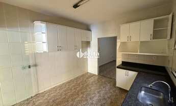 Imagem 12: Casa residencial com 3 quartos sendo 1 suíte disponível para locação no bairro Jardim Patr