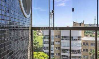 Imagem 5: Apartamento semimobiliado com 3 dormitórios, sendo 1 suíte, e 2 vagas de garagem no bairro