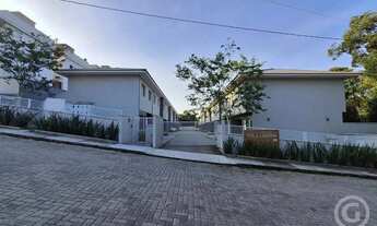 Imagem: Casa com dois dormitórios em condomínio