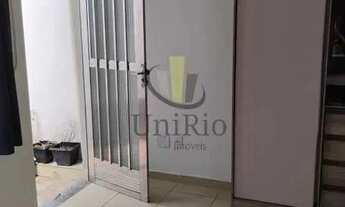 Imagem 2: Casa com 2 quartos à venda - Realengo - Rio de Janeiro - RJ