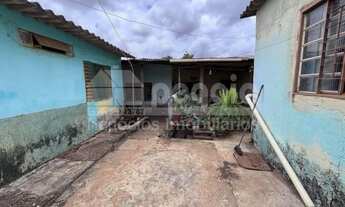 Imagem 3: QNG 36 Taguatinga Norte: lote grande com 3 casas e 350m²