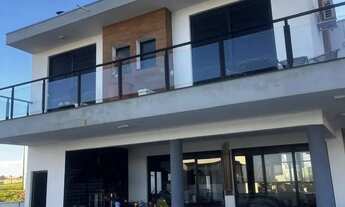 Imagem: Lindo sobrado a venda com vista para a represa