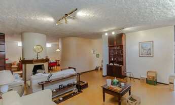 Imagem 2: Casa com 3 dormitórios com 279.5m², no bairro Três Figueiras