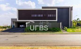 Imagem 1: Sobrado de Alto Padrão à Venda no Portal do Sol Green Vista para o Campo de Golfe