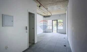 Imagem: Lindo Conjunto Comercial com sacada privativa