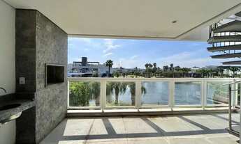 Imagem 3: Cobertura incrível com 4 quartos e vista deslumbrante para o lago!