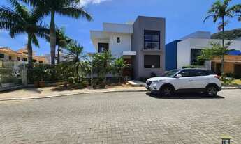 Imagem: Casa à venda no bairro Canasvieiras em