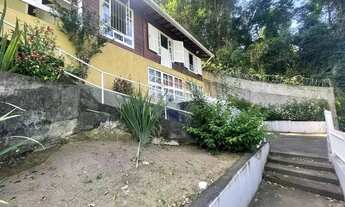 Imagem 2: Casa na Quinta da Barra linear com garagem 3 quartos com suíte, na casa principal