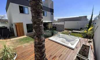 Imagem: Casa com 3 quartos, 360m² de área, 3 quartos