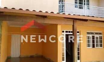 Imagem: Casa em Rua Flamboyant - Colonial - Contagem/MG