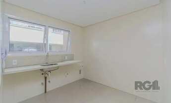 Imagem 4: Excelente casa em condomínio de 251m² com 3 suítes e elevador!