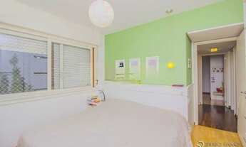 Imagem 7: Apartamento para venda possui 136 metros quadrados com 3 quartos em Auxiliadora - Porto Al