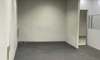 Imagem 4: Lojão comercial - Portuguesa