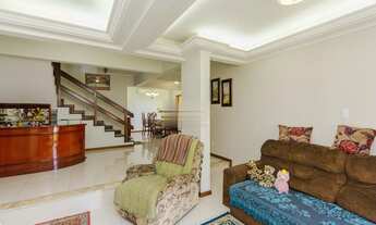 Imagem 2: Sobrado para venda possui 300 metros quadrados com 5 quartos em Marechal Rondon - Canoas