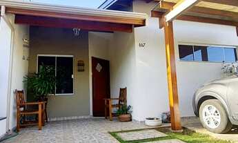 Imagem 3: Casa de condomínio para venda tem 175 metros quadrados com 3 quartos