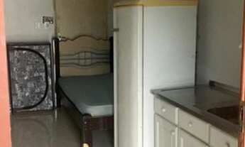 Imagem 5: Aluga-se kitinet mobiliada para uma pessoa, 700 reais. Watts *,