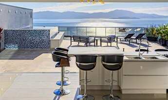 Imagem: Cobertura mobiliada com 4 quartos sendo