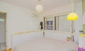 Imagem 5: Apartamento para venda possui 136 metros quadrados com 3 quartos em Auxiliadora - Porto Al