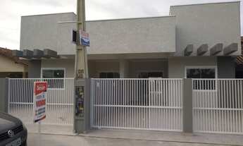 Imagem: Casa nova com piscina