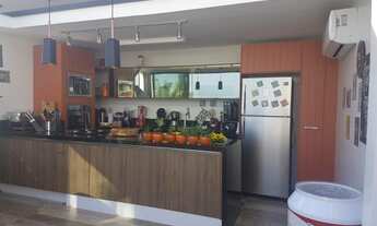 Imagem 4: Cobertura duplex para venda tem 216 metros quadrados com 2 quartos