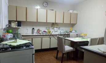 Imagem 6: Casa para venda com 210 metros quadrados com 3 quartos