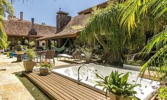 Imagem 4: Casa para Venda - 370m², 5 dormitórios, sendo 2 suites, 7 vagas - Vila Assunção