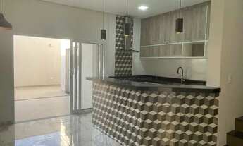 Imagem 4: Casa sobrado com 3 suítes no Village Moutonée para aluguel e venda com 165m²