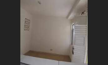 Imagem 2: Alugo uma casa com 1/4 grande