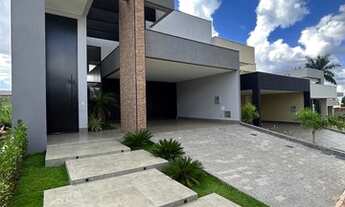 Imagem: Casa de altíssimo Padrão com 3 Suítes