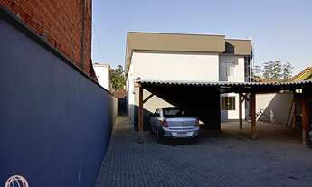 Imagem: Apartamento em rua tranquila próximo a