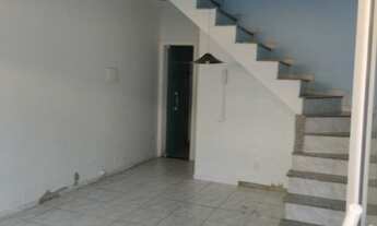 Imagem 2: EXCELENTE CASA TODA EM BLINDEX EM NILOPOLIS !