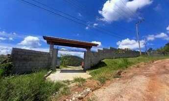 Imagem: Casa na Santa Catarina em Biritiba-Mirim/SP