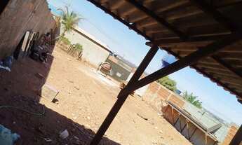 Imagem: Vendo lote murado