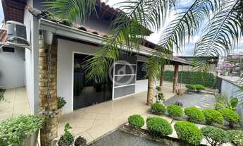 Imagem: Casa à venda no bairro Amizade - Guaramirim/SC