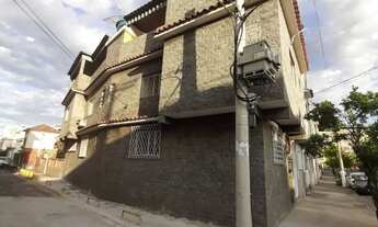 Imagem: Linda casa a venda com 3 quartos próximo