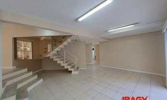 Imagem 5: Excelente Casa 4 dormitório(s) em João Paulo - Florianópolis