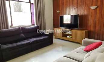 Imagem 2: Casa Linear 5 Quartos 2 Banheiros, anexo com casa 2 quartos padrão - 2 vagas- Piscina, chu