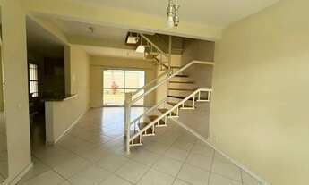 Imagem 5: Casa 3qts-Um Banheiro- Toda montada-2Vgs- Condomínio Parque dos passaros- Lazer completo-M